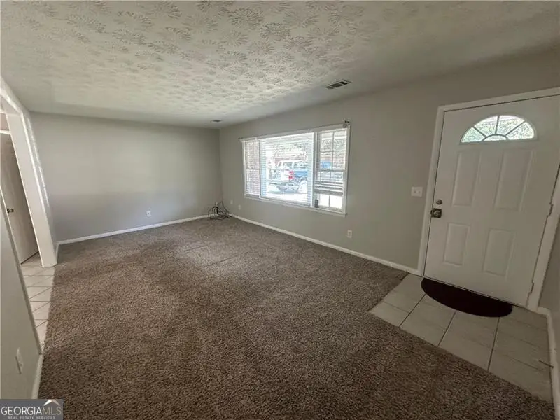 727 S Carter Drive, Jonesboro, GA 30236 - Image #2