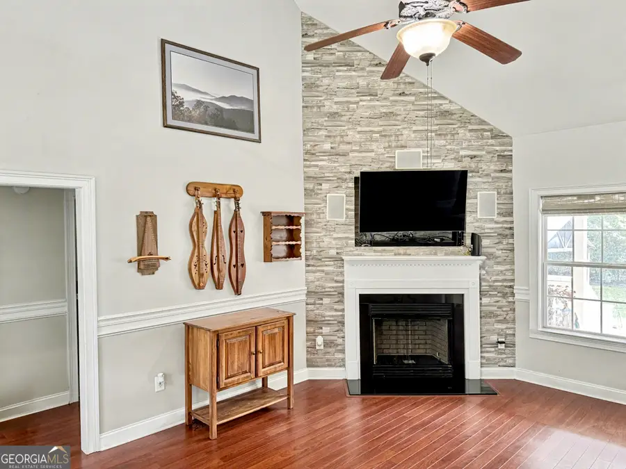 384 Lakemere Lane Nw, Milledgeville, GA 31061 - Image #3