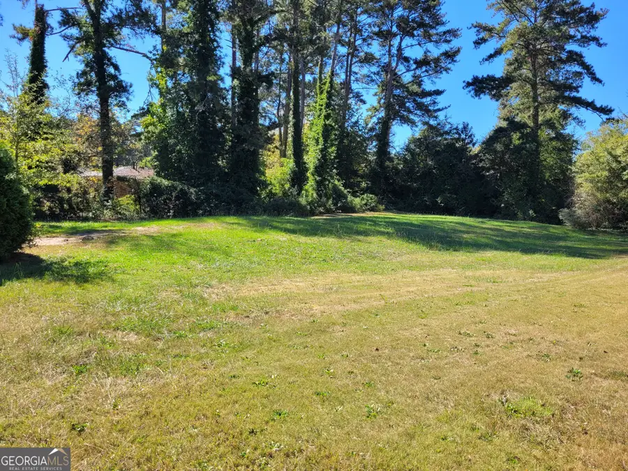 3540 Rolling Green Ridge Sw, Atlanta, GA 30331 - Image #3