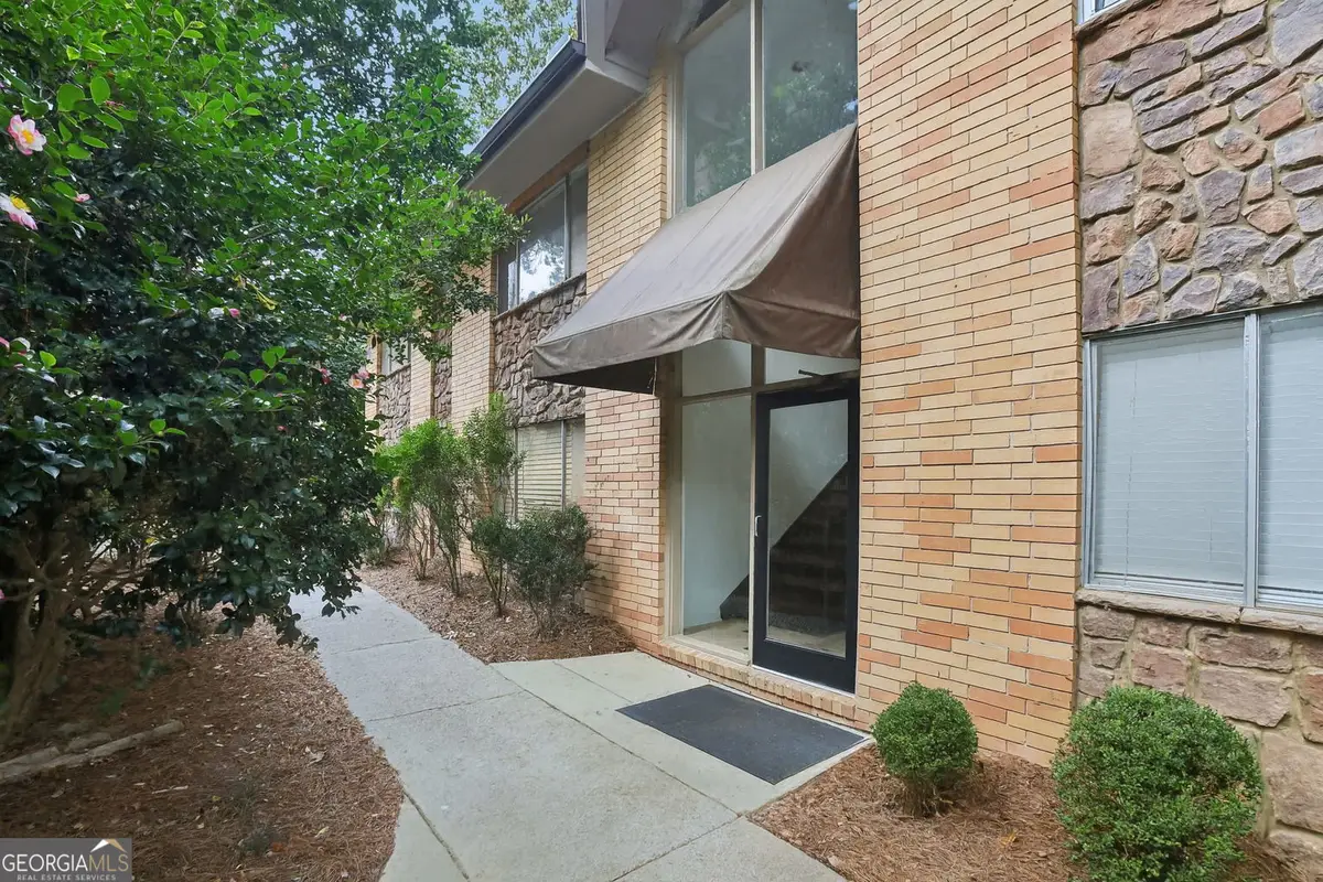 115 Biscayne Drive Nw #D1, Atlanta, GA 30309 - Image #1