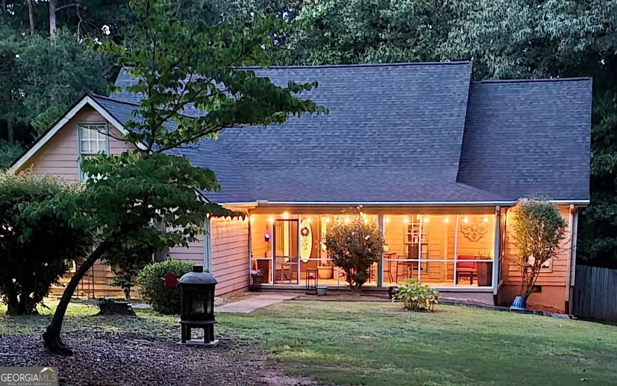 124 Foxdale Drive, Lagrange, GA 30240 - Image #1