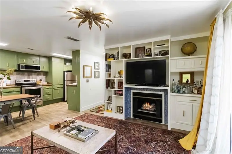 104 Granville Court #104, Atlanta, GA 30328 - Image #3