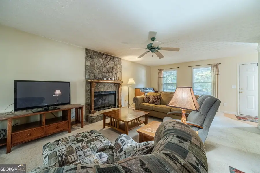 962 Cove Lake Court, Lawrenceville, GA 30045 - Image #3