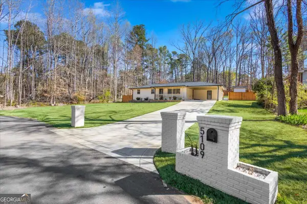 5109 Dogwood Hills Drive, Sugar Hill, GA 30518