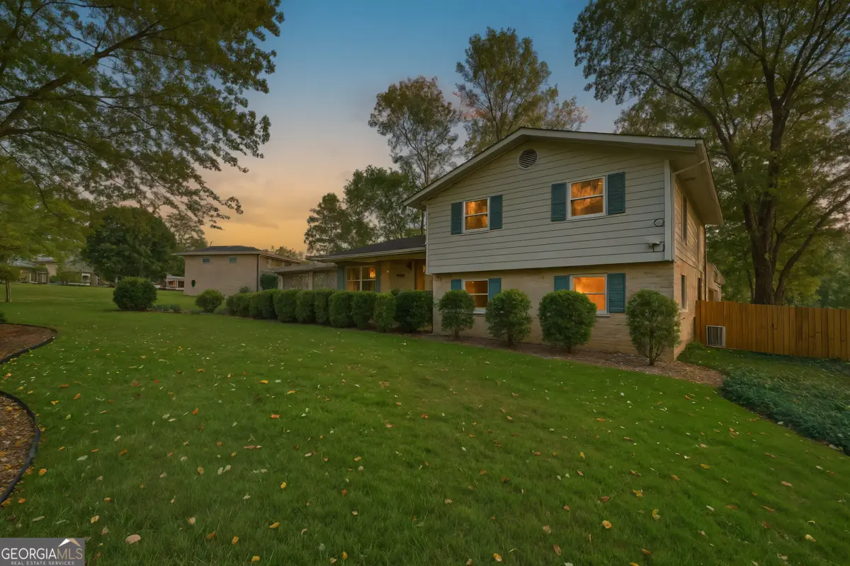 3241 Wildwood Drive Sw, Marietta, GA 30060 - Image #1