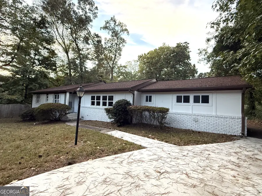 3293 Valleydale Drive Sw, Atlanta, GA 30311 - Image #2