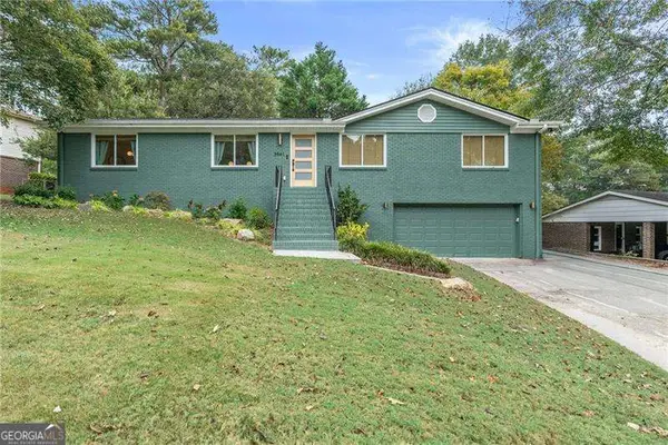 3941 Lake Drive Se, Smyrna, GA 30082