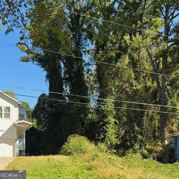 2015 Lois Place Nw, Atlanta, GA 30318 - Image #2