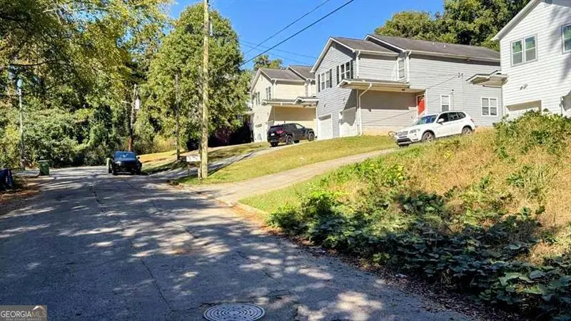 2015 Lois Place Nw, Atlanta, GA 30318 - Image #3