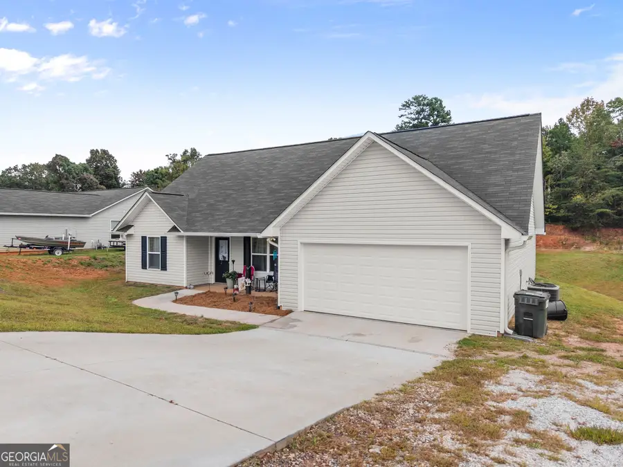 203 Russell Woods Drive, Mount Airy, GA 30563 - Image #3