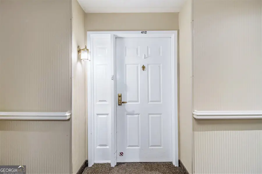 1800 Clairmont Lake #A412, Decatur, GA 30033 - Image #2