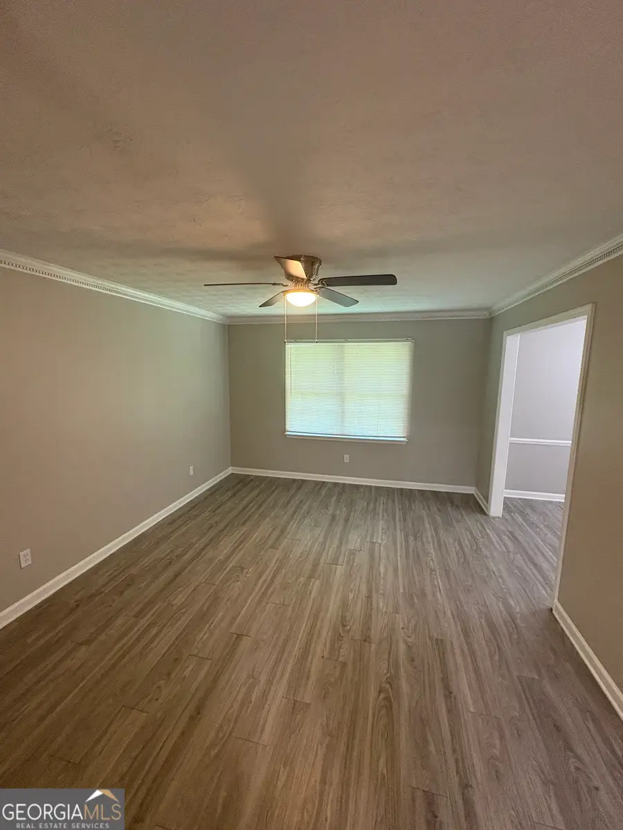 549 Greenview Avenue Se, Conyers, GA 30094 - Image #3