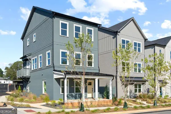 371 Kings Landing, Hapeville, GA 30354