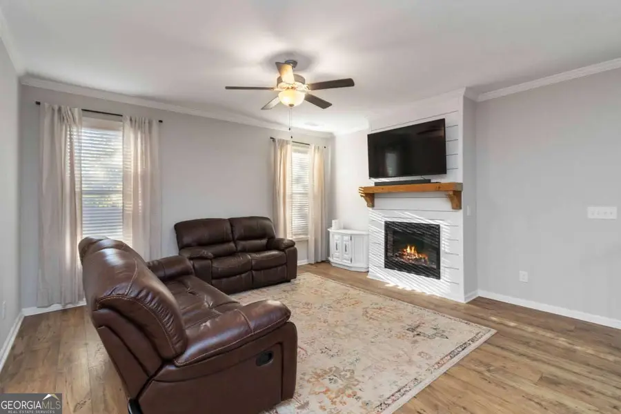 5655 Parkview Lane, Flowery Branch, GA 30542 - Image #2