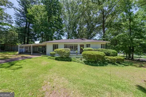 1920 W Forrest Avenue, Atlanta, GA 30344