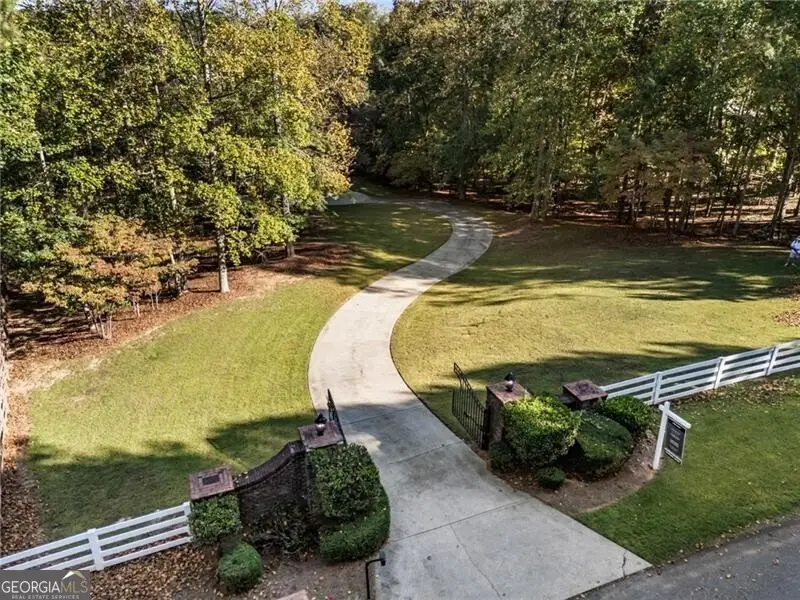 15385 Tullgean Drive, Alpharetta, GA 30004 - Image #2