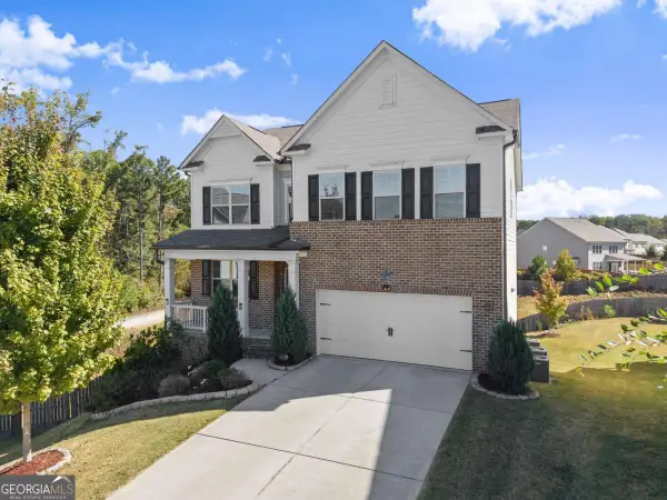 156 Round Pond Drive, Lilburn, GA 30047