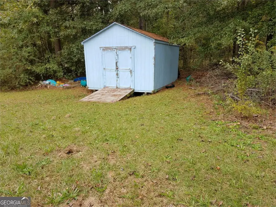 821 Greenwood Trail Se, Conyers, GA 30094 - Image #2