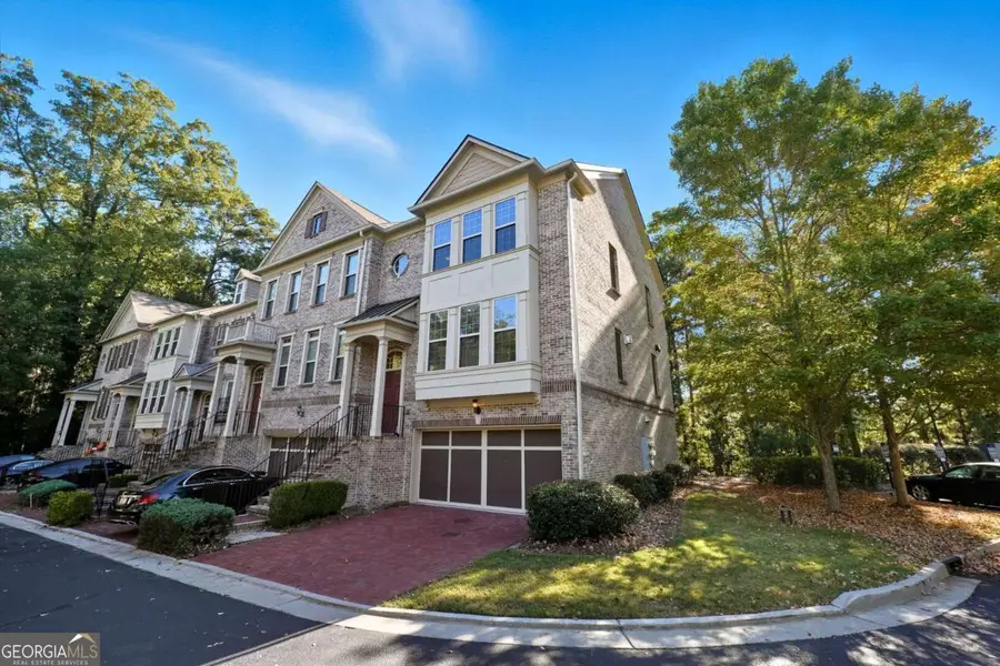 3655 E Paces Walk Ne, Atlanta, GA 30326 - Image #2