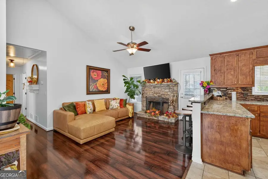 6064 Cane Crossing Drive, Gainesville, GA 30507 - Image #3