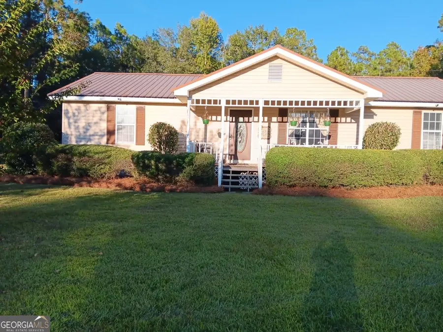 115 Log Cabin Road, Eastman, GA 31023 - Image #2