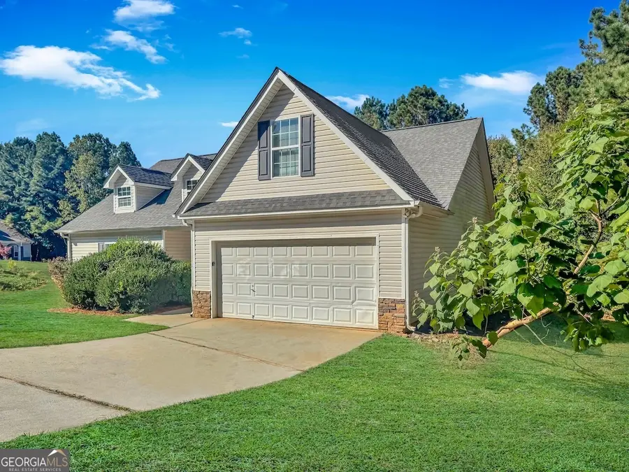 211 Hickory Road, Jackson, GA 30233 - Image #3