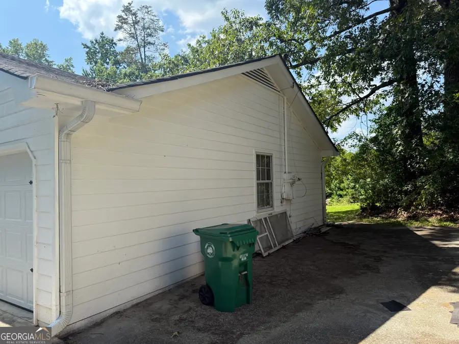 7543 Asbury Manor Drive, Lithonia, GA 30058 - Image #2