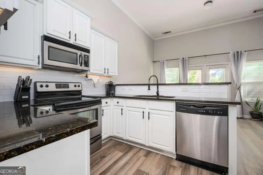 1761 Liberty Parkway Nw, Atlanta, GA 30318 - Image #3