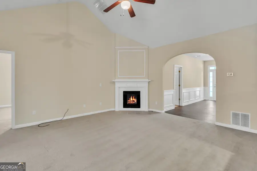 3370 Cooper Woods Drive, Loganville, GA 30052 - Image #3