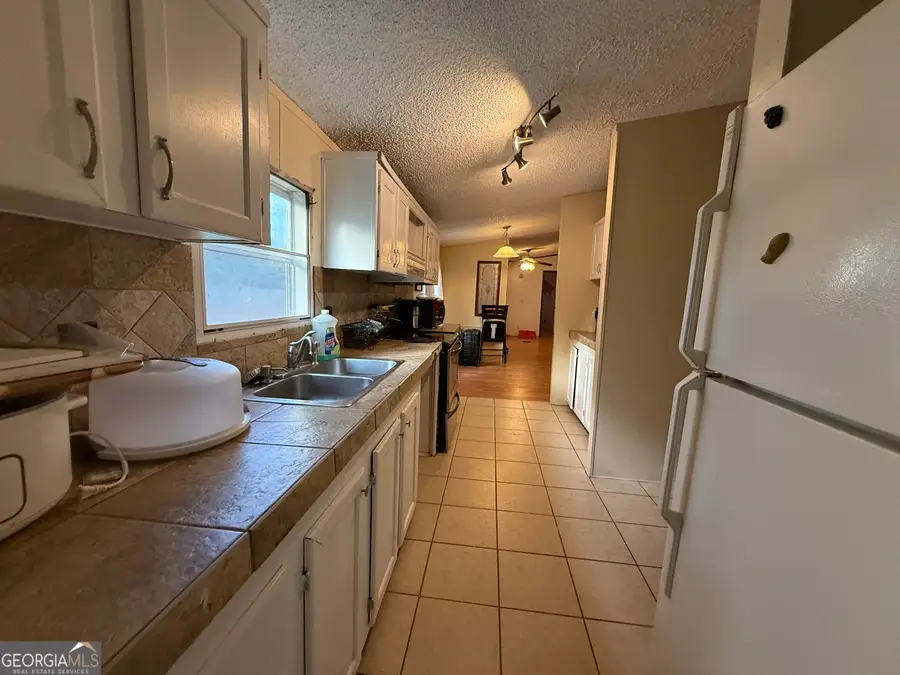 456 M L King Jr Circle, Zebulon, GA 30295 - Image #2