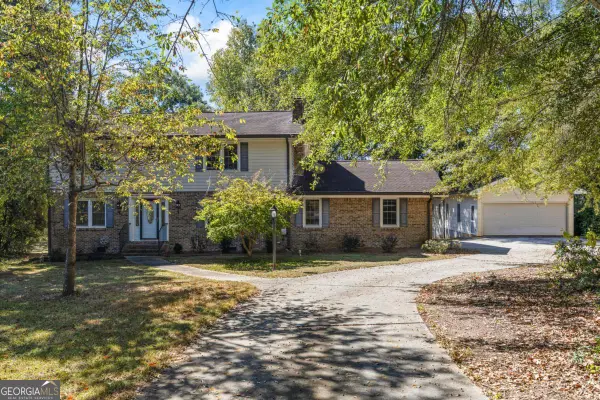 584 Oak Court Nw, Conyers, GA 30012