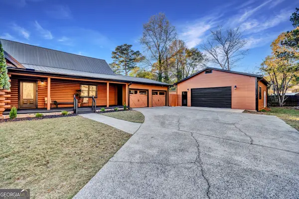 923 Pine Circle, Woodstock, GA 30189