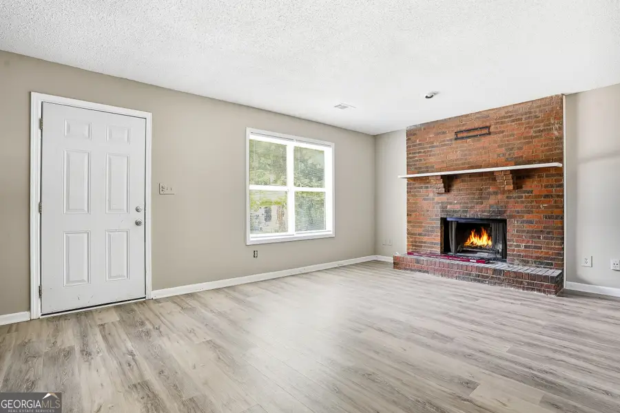 939 Silverwood Drive, Atlanta, GA 30349 - Image #3