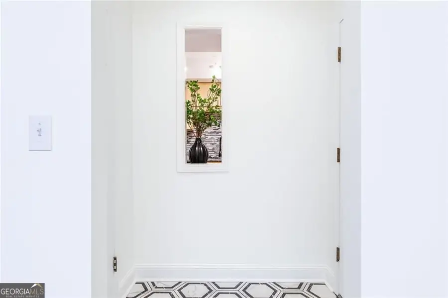 6851 Roswell Road #A-12, Sandy Springs, GA 30328 - Image #3