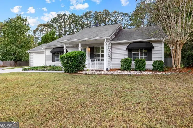 82 Spring Circle, Senoia, GA 30276 - Image #2