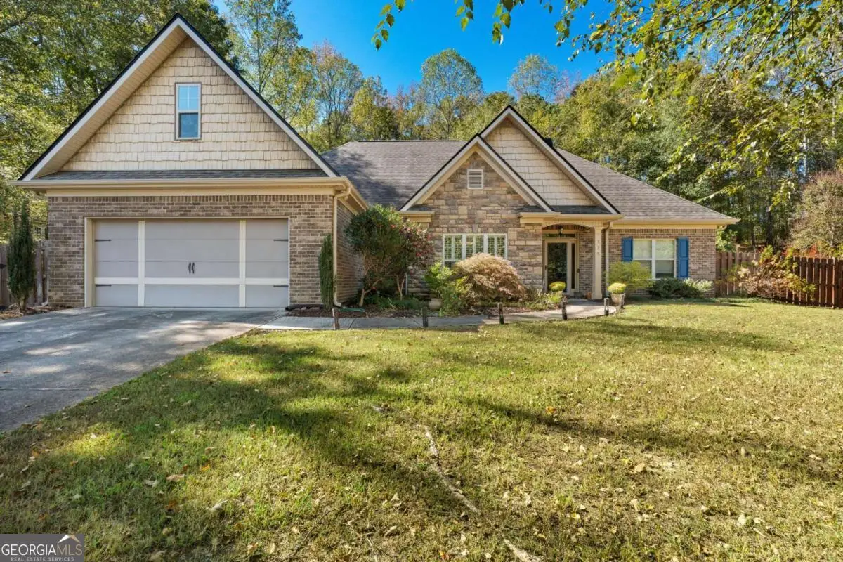 325 Brandish Drive, Newnan, GA 30263 - Image #1
