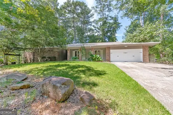300 Cedar Knoll Court, Roswell, GA 30076
