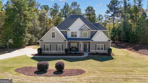 360 Walden Pond Way, Senoia, GA 30276