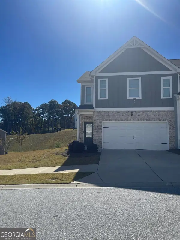 7529 Knoll Hollow Road, Lithonia, GA 30058