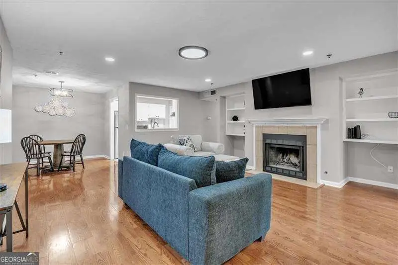 2607 Vinings Central Drive Se #6, Atlanta, GA 30339 - Image #3