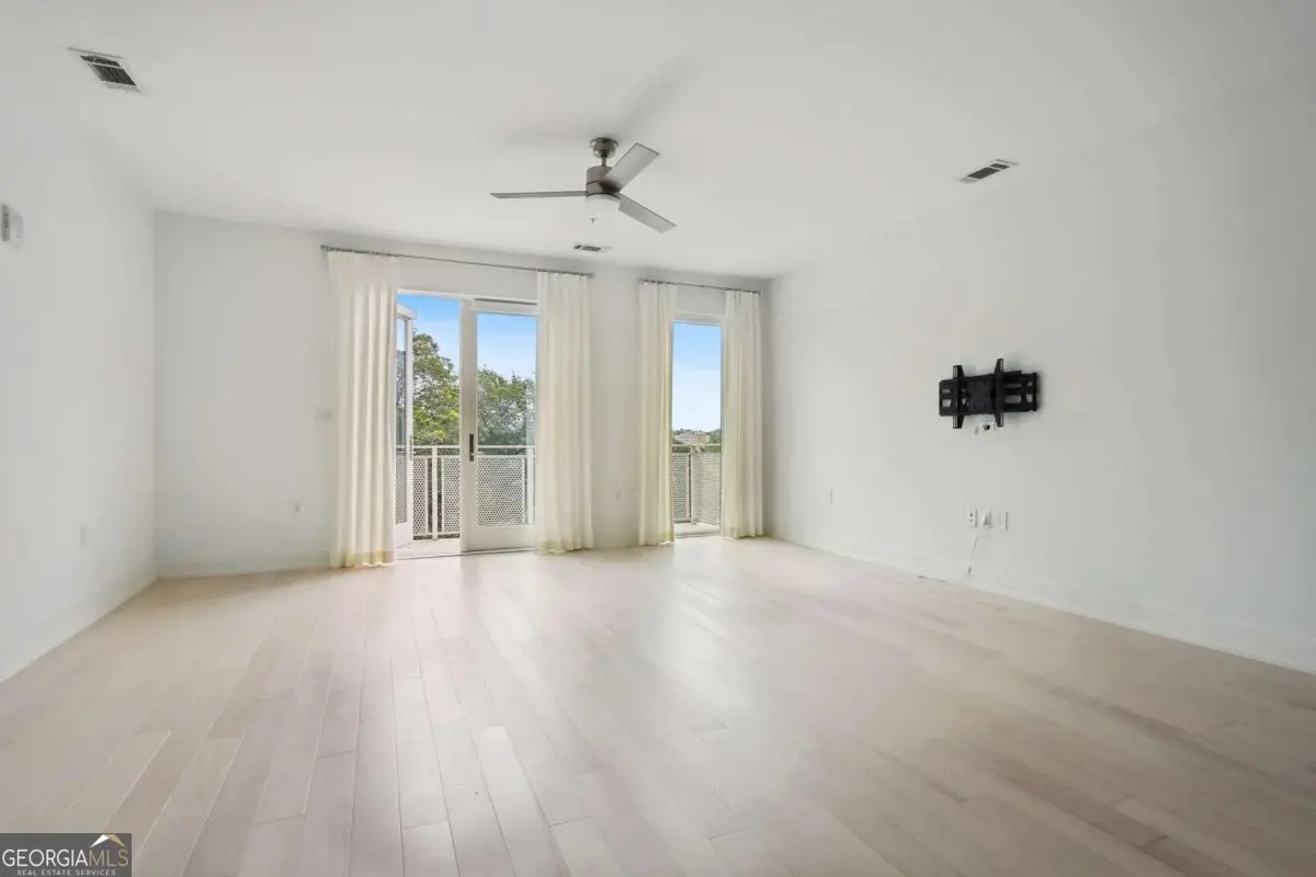 775 Juniper Street Ne #614, Atlanta, GA 30308 - Image #1