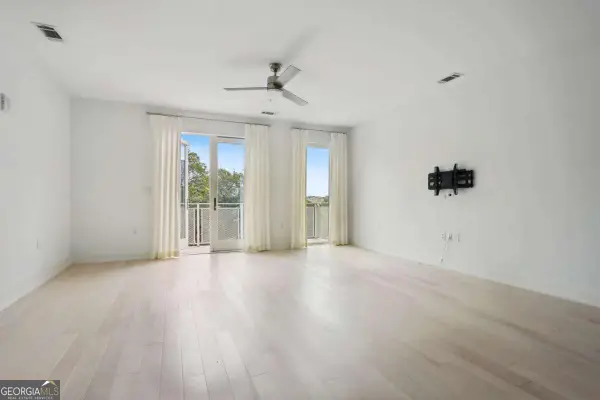 775 Juniper Street Ne #614, Atlanta, GA 30308