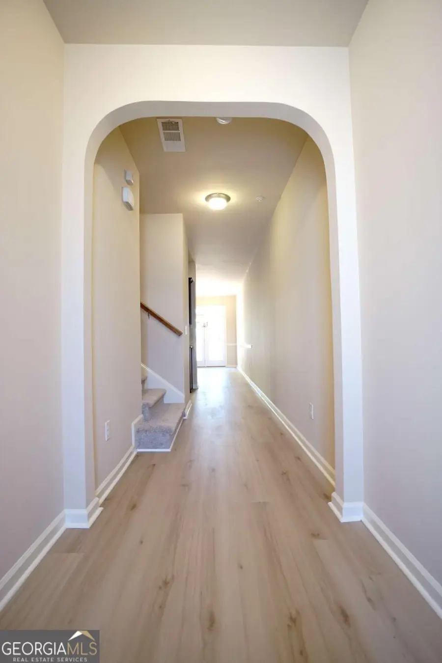 923 Spicy Oak Drive, Lawrenceville, GA 30044 - Image #3