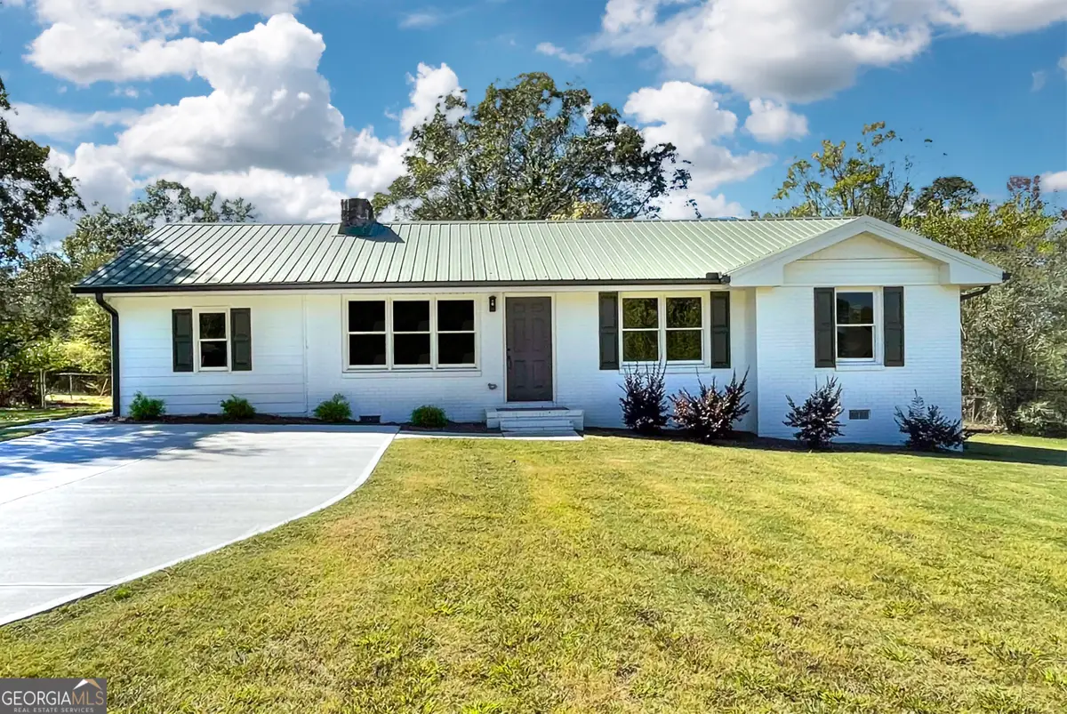 436 Northcrest Drive, Winder, GA 30680 - Image #1