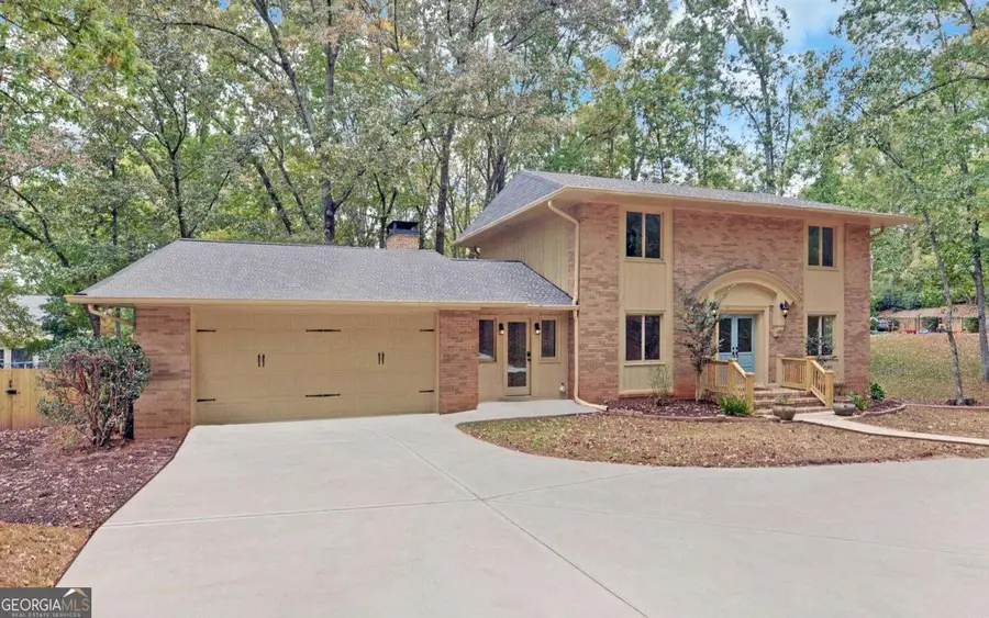 3504 Edgewood Circle, Gainesville, GA 30506 - Image #2