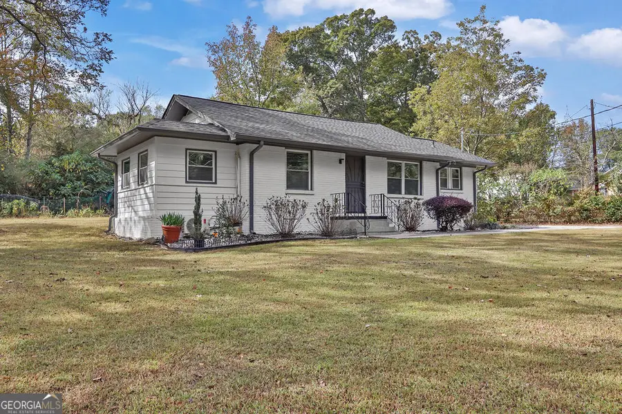 5599 Redan Circle, Stone Mountain, GA 30088 - Image #3