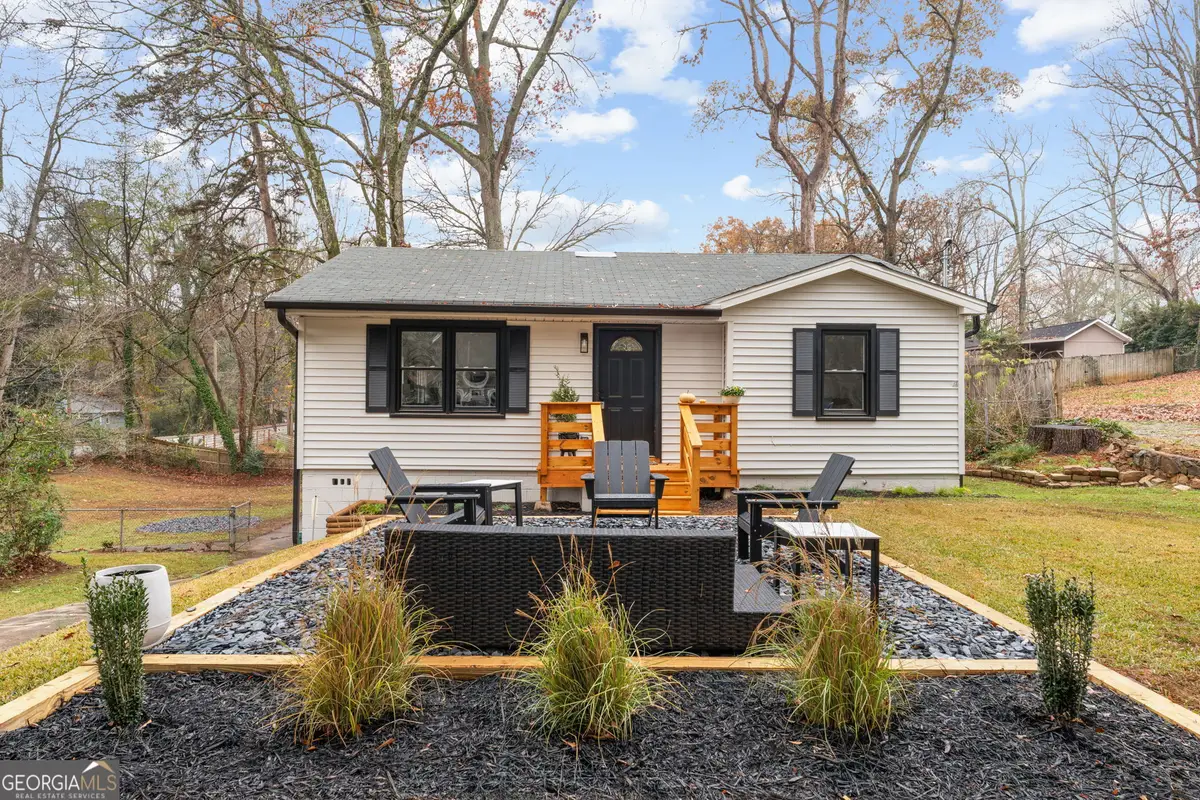 1044 Pinedale Drive Se, Smyrna, GA 30080 - Image #1