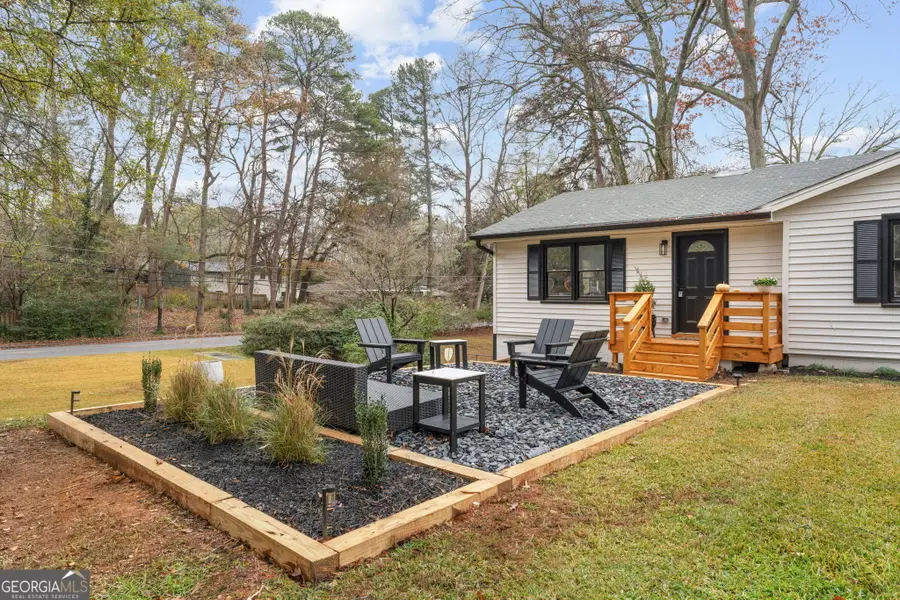 1044 Pinedale Drive Se, Smyrna, GA 30080 - Image #2