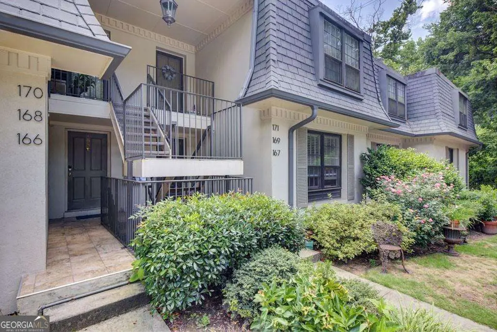166 Maribeau Square Nw, Atlanta, GA 30327 - Image #1