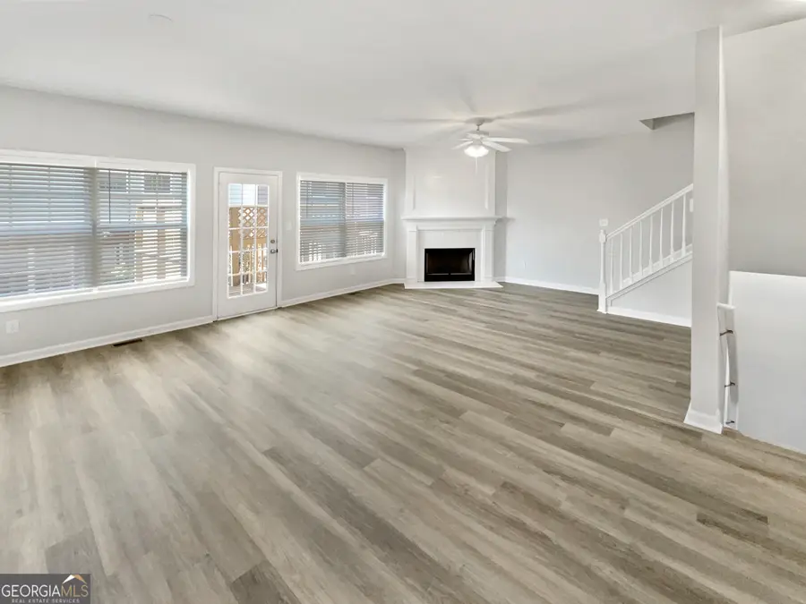 1622 Halliard Drive, Lawrenceville, GA 30043 - Image #3